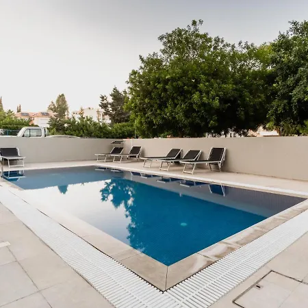 Amazing Balcony Views From This Vacation Home On Top Of The World All Yours Appartement *