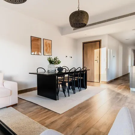 Amazing Balcony Views From This Vacation Home On Top Of The World All Yours Appartement Limasol